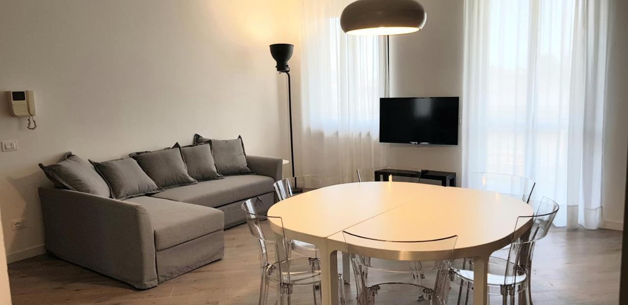 V12 Apartments - Trecate Εξωτερικό φωτογραφία