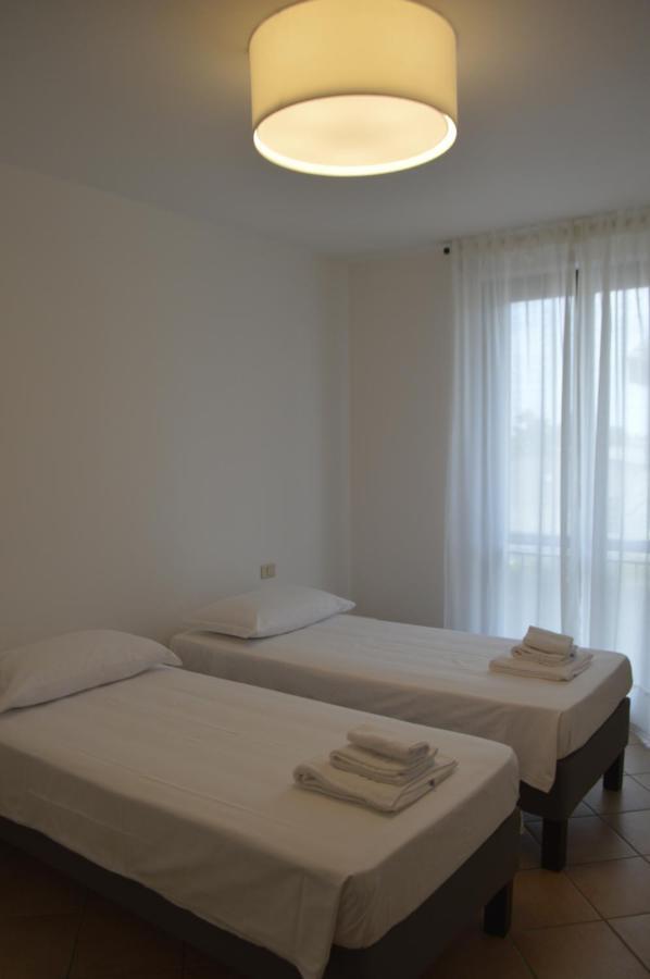 V12 Apartments - Trecate Εξωτερικό φωτογραφία